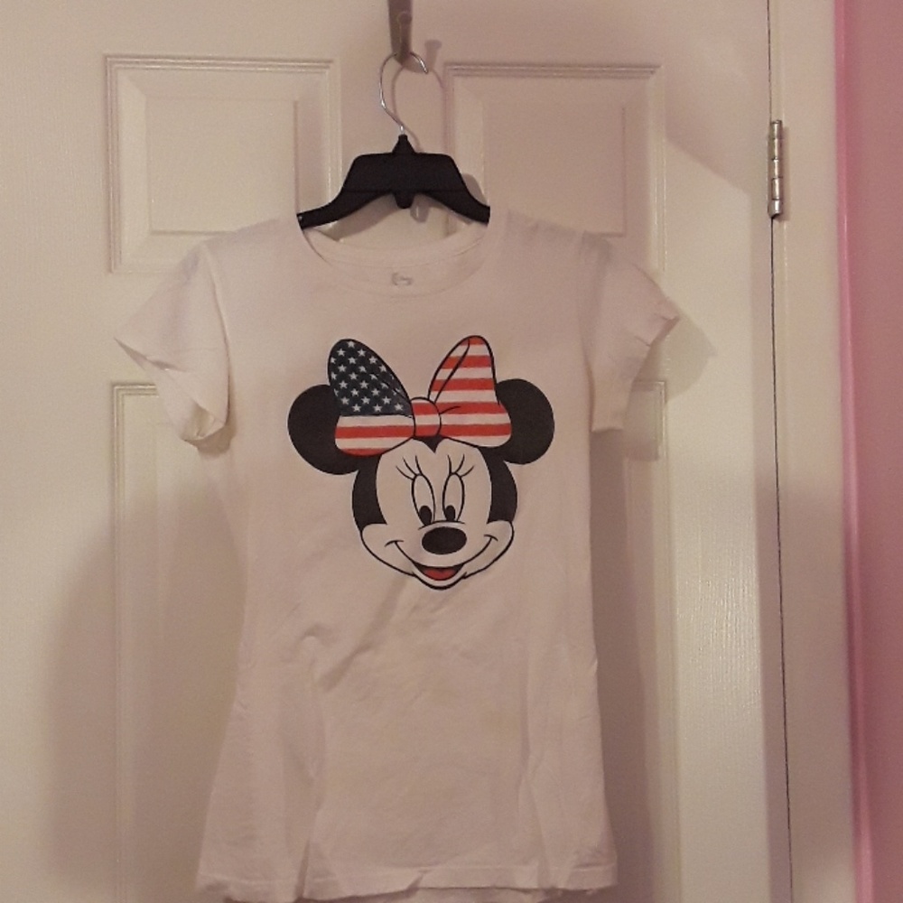 Minnie mouse shirt